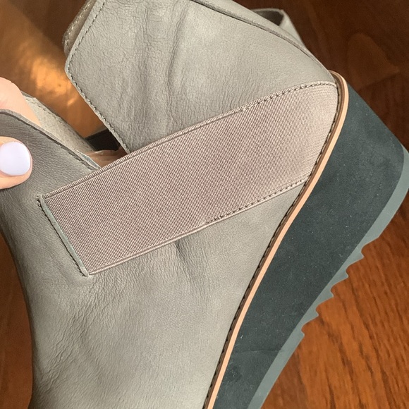 Eileen Fisher Lark Open Side Booties - Picture 2 of 9